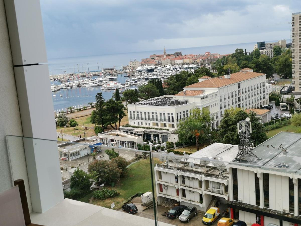 Wow Center Sea- City View